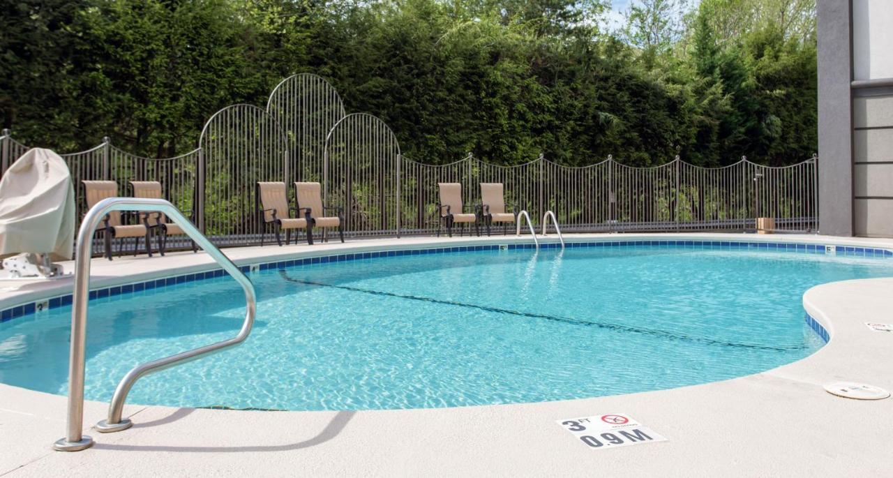 Comfort Inn Asheville East-Blue Ridge Pkwy Access Екстериор снимка