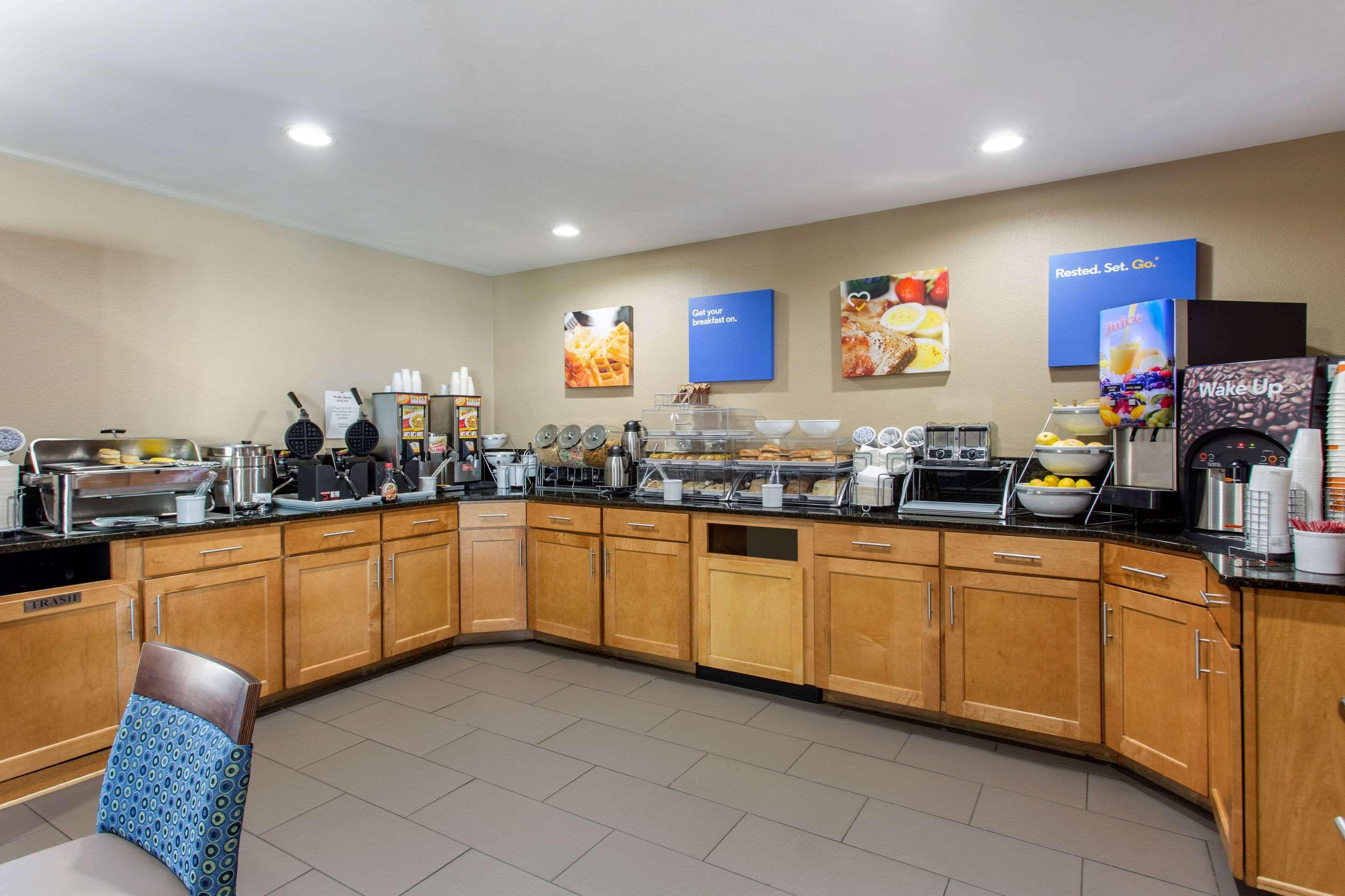 Comfort Inn Asheville East-Blue Ridge Pkwy Access Екстериор снимка
