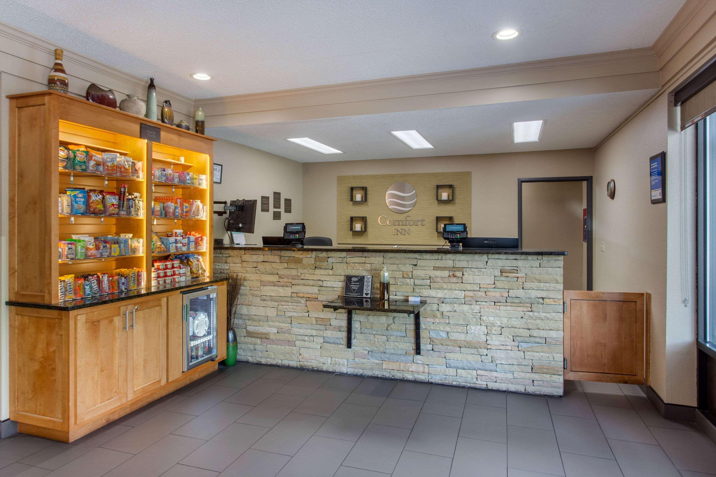 Comfort Inn Asheville East-Blue Ridge Pkwy Access Екстериор снимка