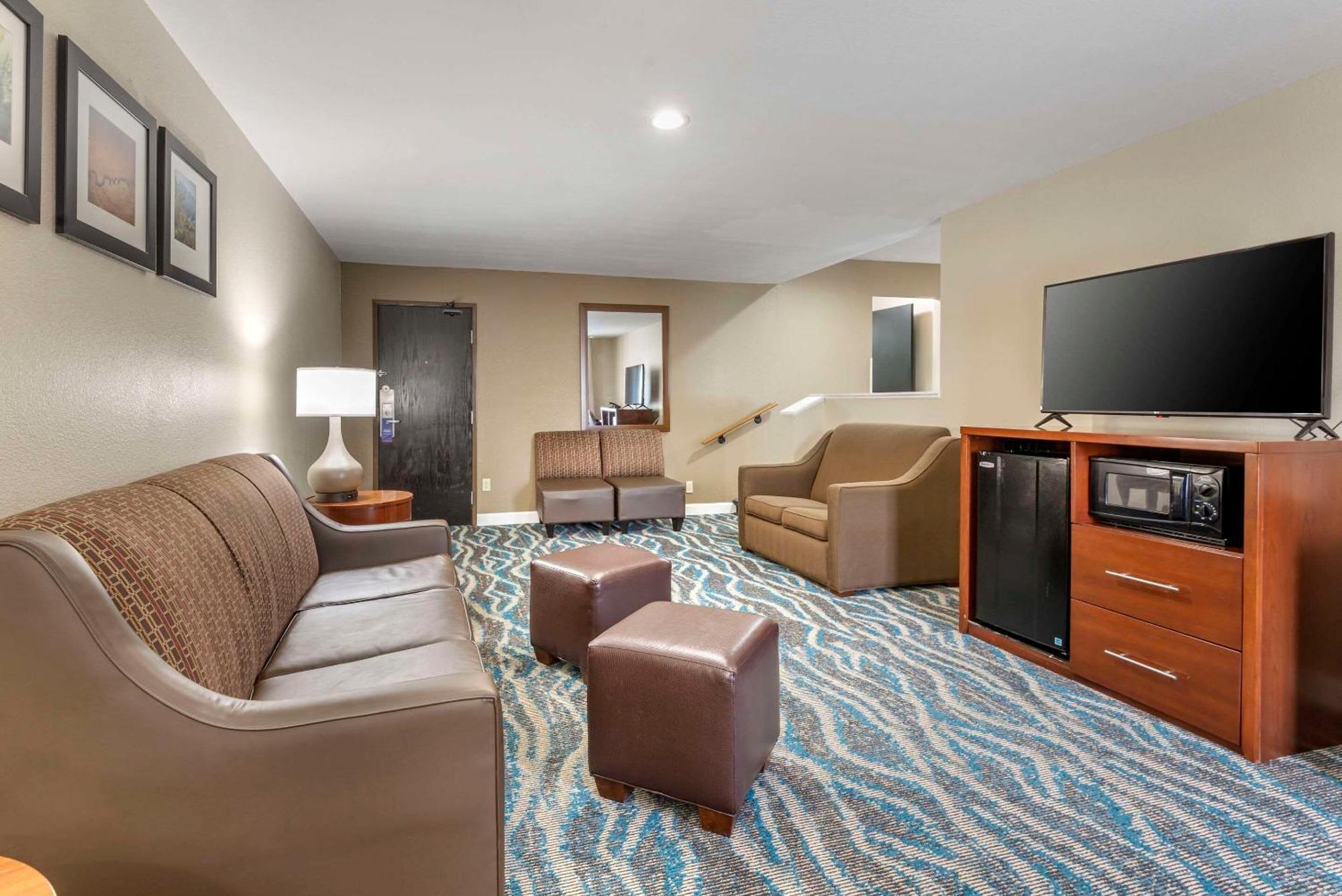 Comfort Inn Asheville East-Blue Ridge Pkwy Access Екстериор снимка