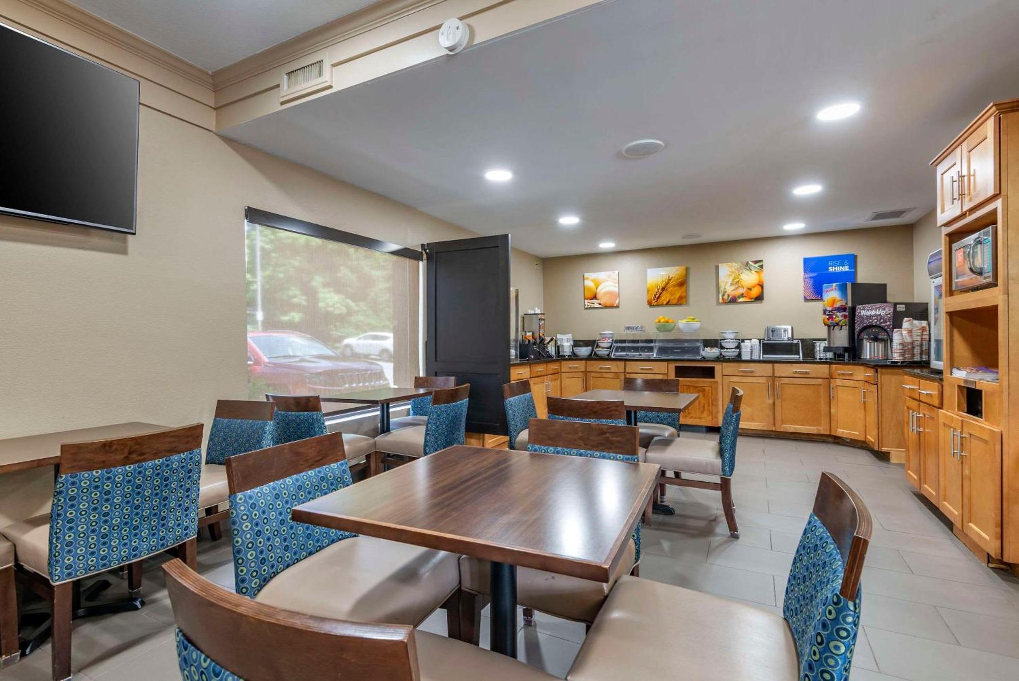 Comfort Inn Asheville East-Blue Ridge Pkwy Access Екстериор снимка